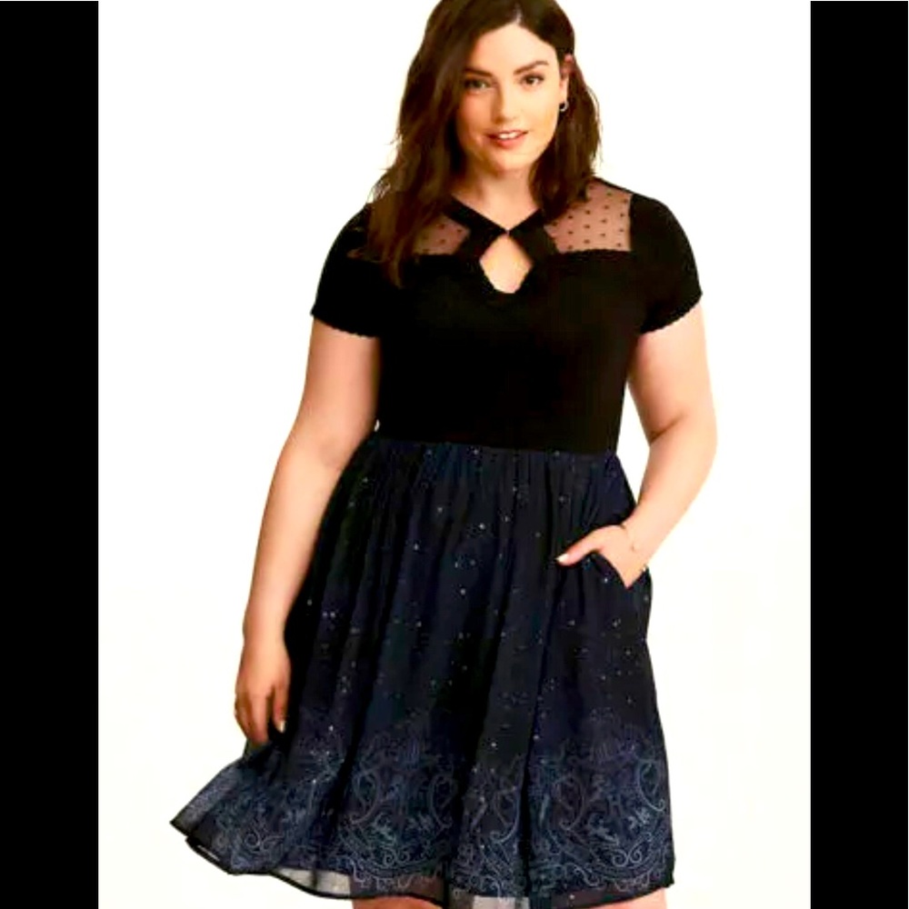 SOLD!!!! Exclusive Torrid Harry Potter